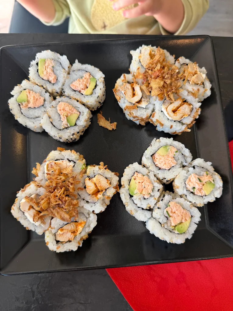 Sushis Ramen Tes Sushis